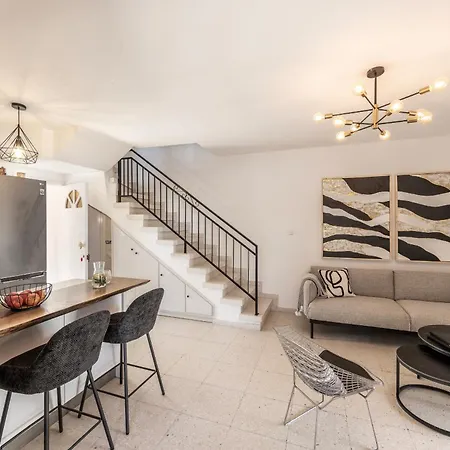 Villa Larnaca Seaside Marina 44