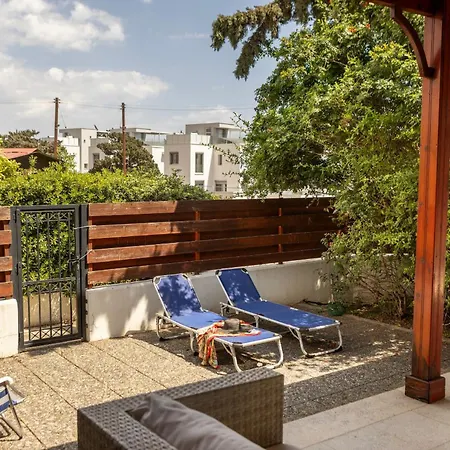 Larnaca Seaside Marina 44 וילה פריווליה