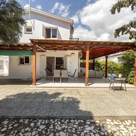 Larnaca Seaside Marina 44 *