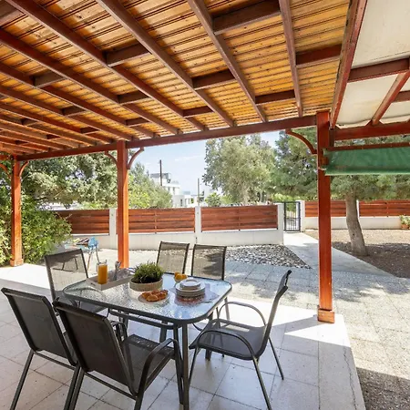 Larnaca Seaside Marina 44 *