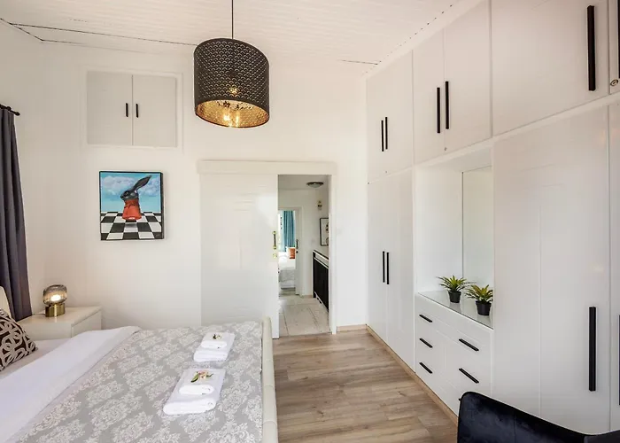 Вилла Larnaca Seaside Marina 44