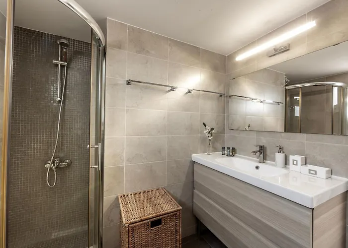 Вилла Larnaca Seaside Marina 44 *